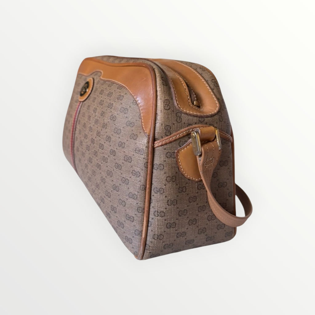 GUCCI GG SUPREME SHERRY LINE SHOULDER BAG