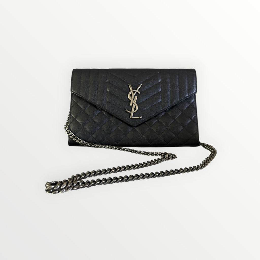 SAINT LAURENT MONOGRAM QUILTED ENVELOPE CHAIN CLUTCH