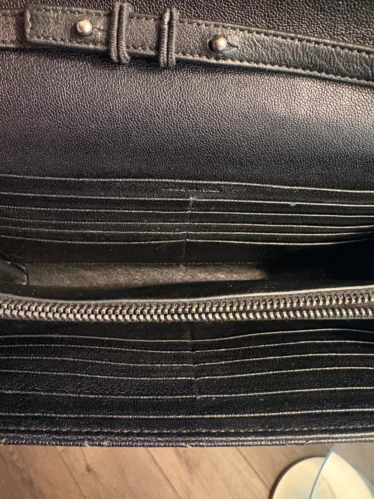 SAINT LAURENT MONOGRAM QUILTED ENVELOPE CHAIN CLUTCH