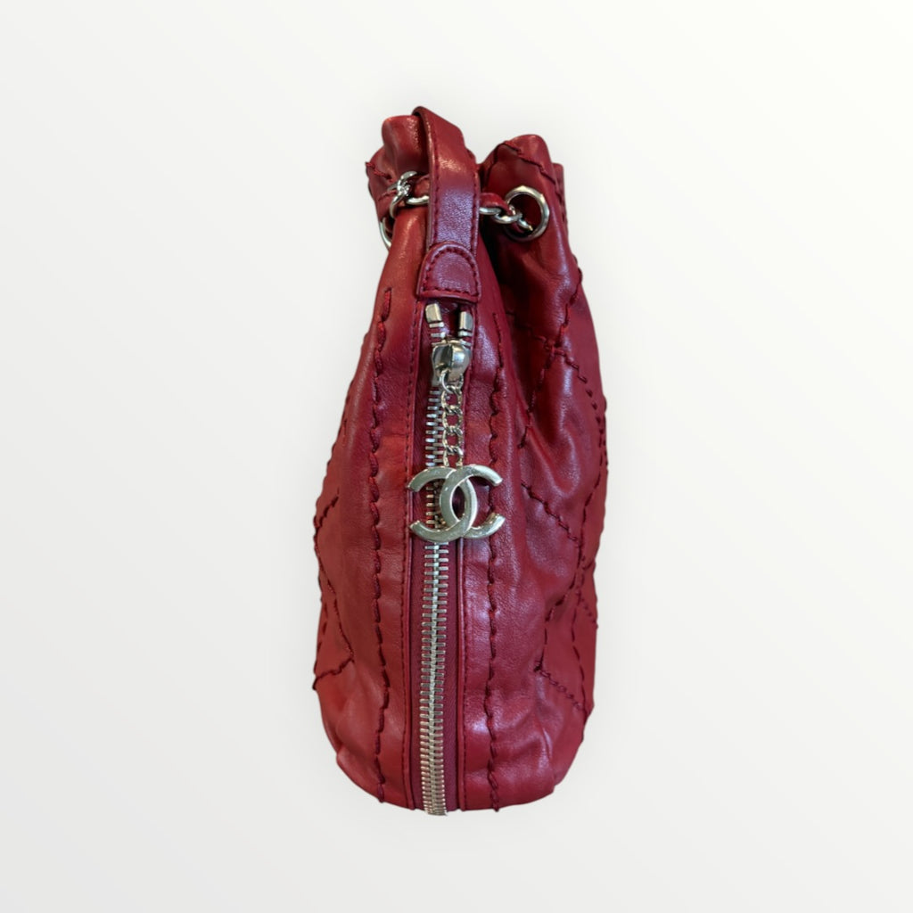 CHANEL DIAMOND STITCH HOBO SHOULDER BAG