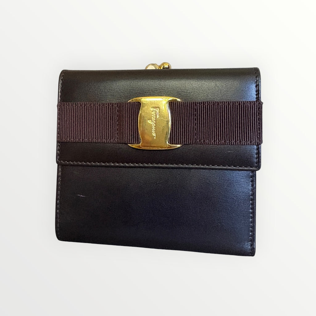 FERRAGAMO BROWN VARA BOW WALLET