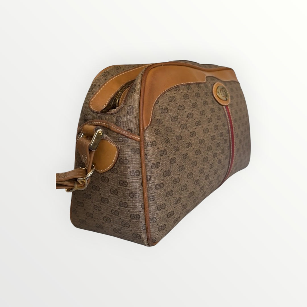 GUCCI GG SUPREME SHERRY LINE SHOULDER BAG