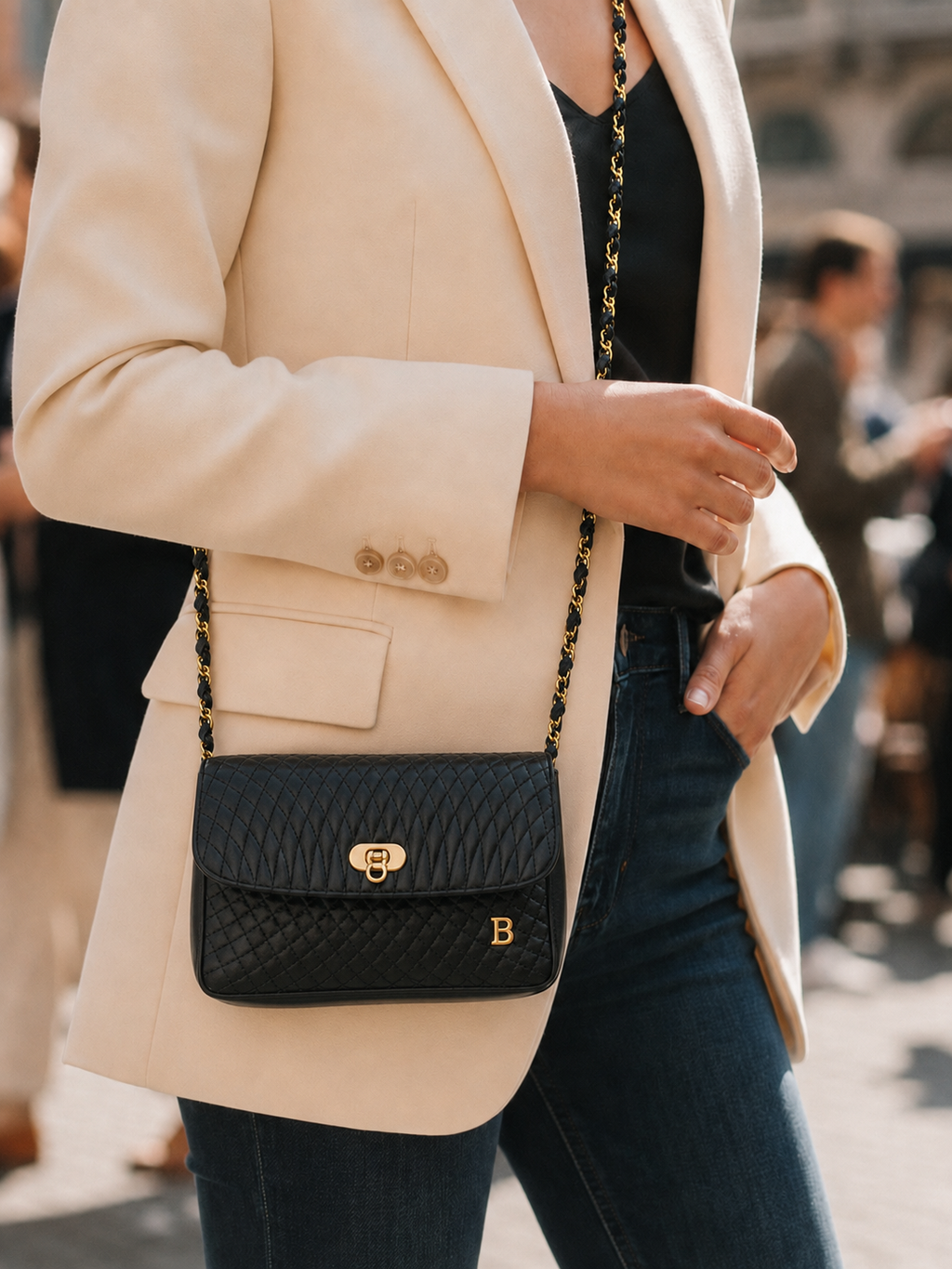 BALLY QUILTED LEATHER CHAIN SHOULDER BAG