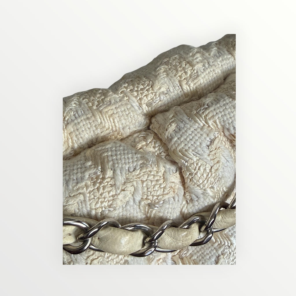 CHANEL TWEED BOUCLE KNITTING BAG