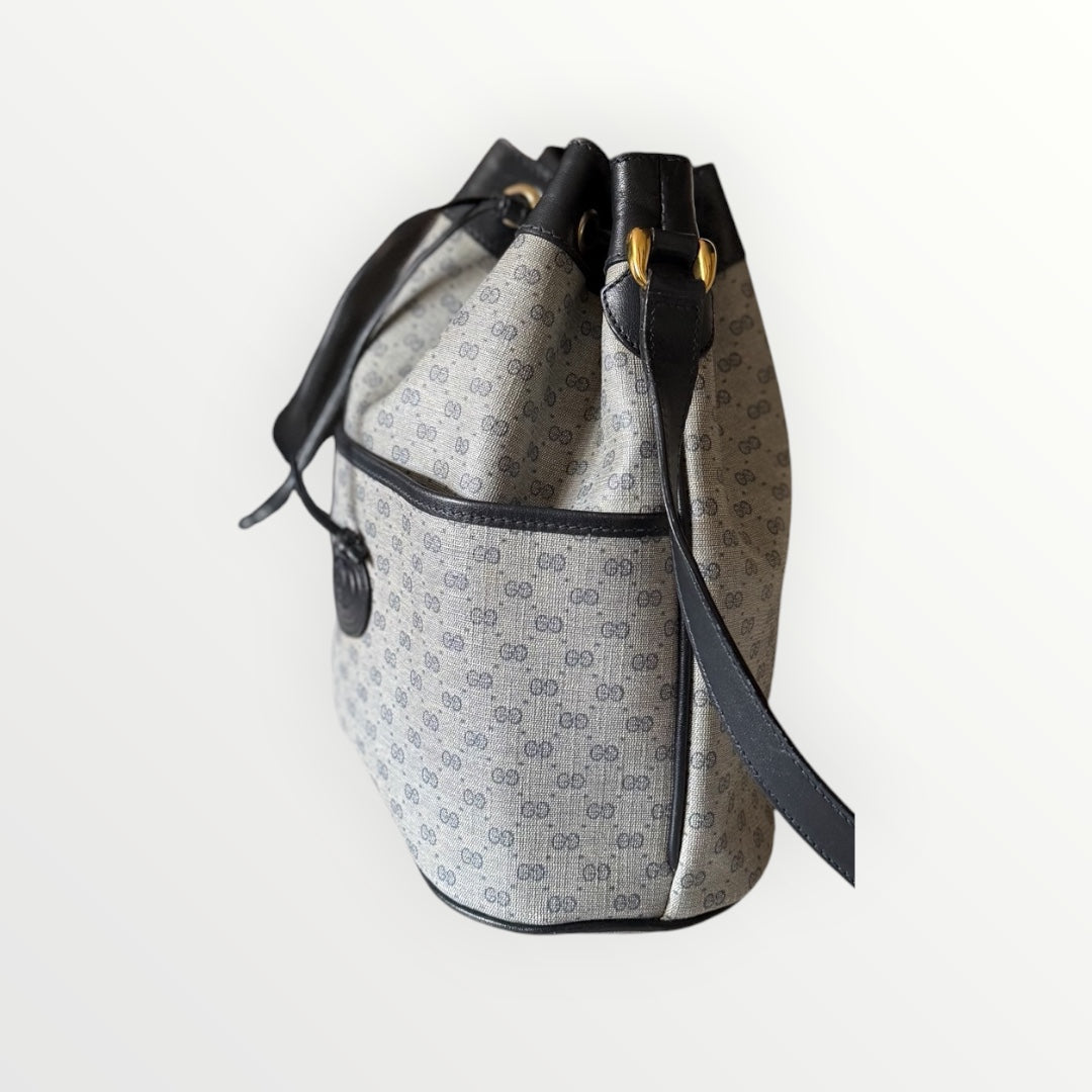 GUCCI MICRO GG MONOGRAM CANVAS DRAWSTRING BUCKET BAG